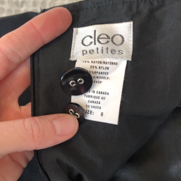 ⭐️2 FOR $20⭐️ Cleo Petites black pencil skirt size 6. - Picture 6 of 6